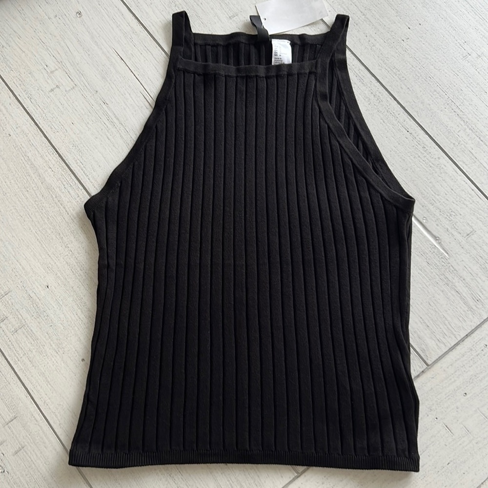 H&M Divided Women Crop Knit Top Ribbed
Knit Solid Black Casual M NWT